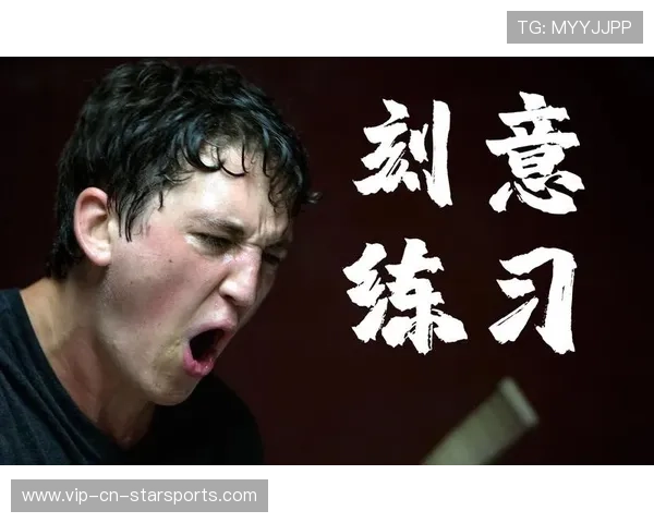 前锋在禁区假动作训练中刻意练习晃动与抢点节奏