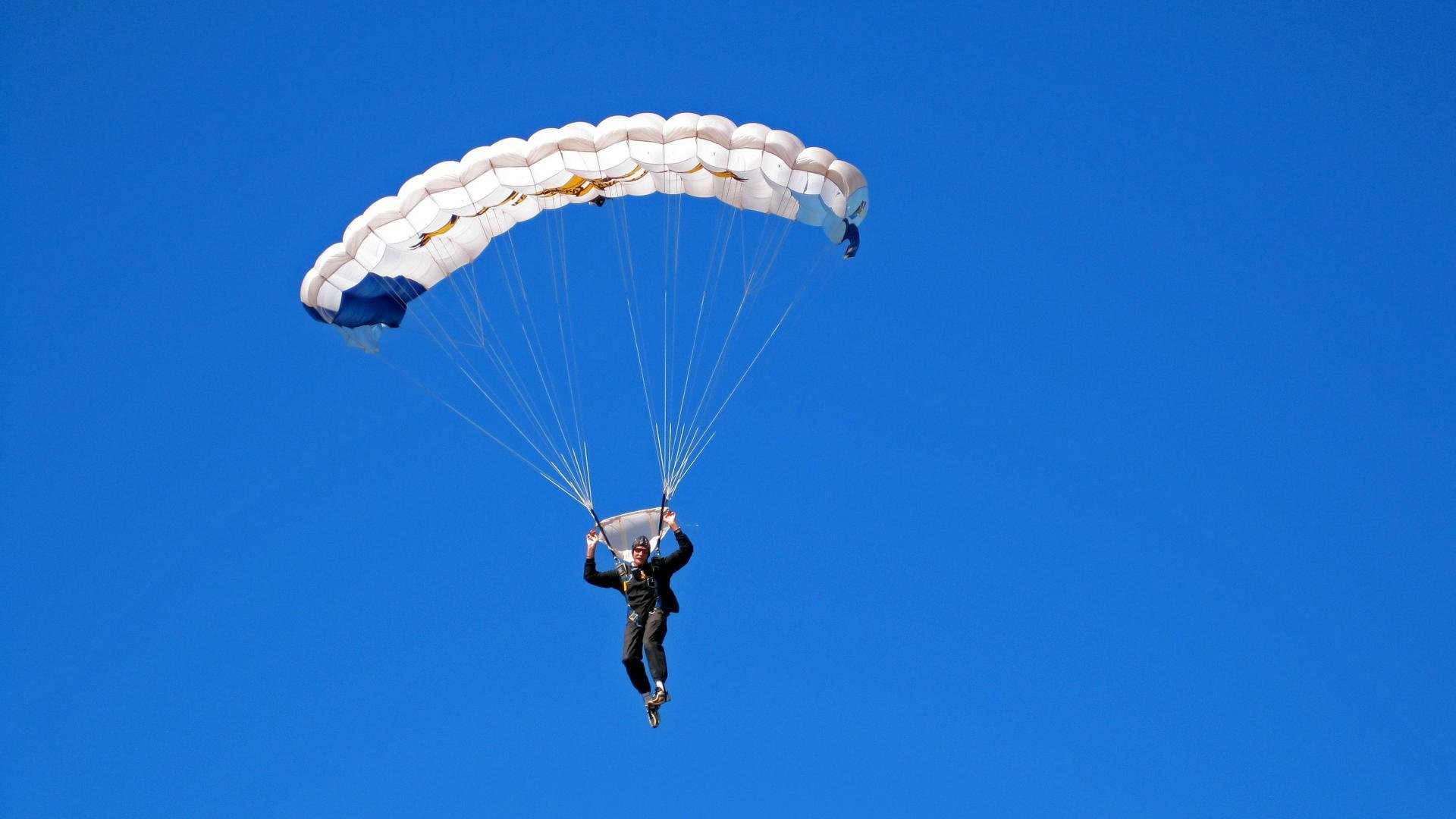 星空娱乐棋牌-苏里南多项体育赛事创新办赛模式，苏里南属于哪个足协