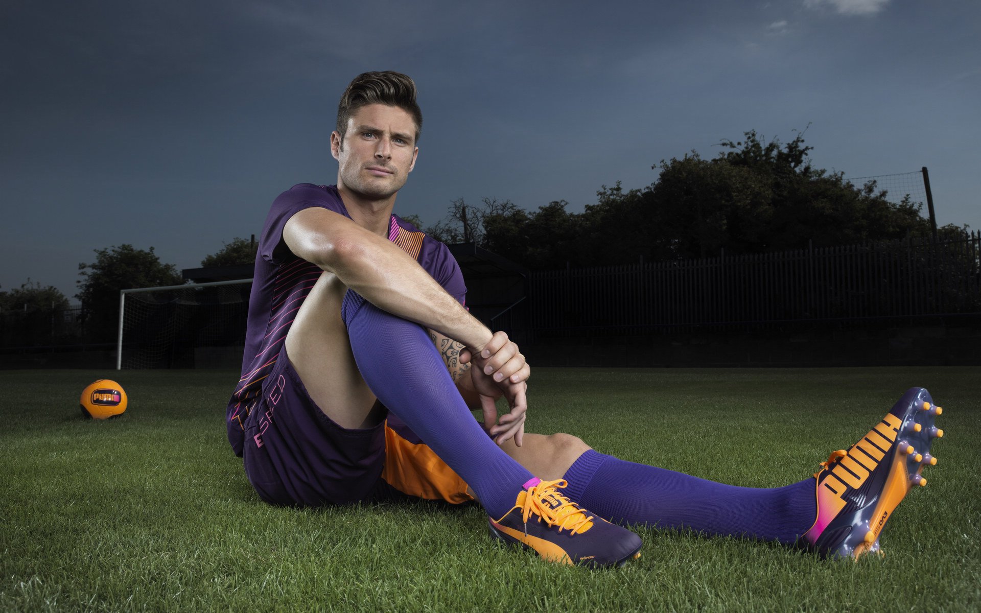 曼城再创佳绩,福登和哈兰德的默契配合,曼城 弗登